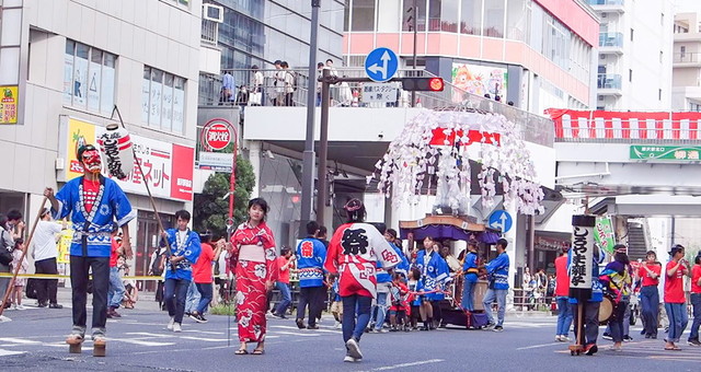 北口パレード　大庭城山幼稚園とその仲間たち